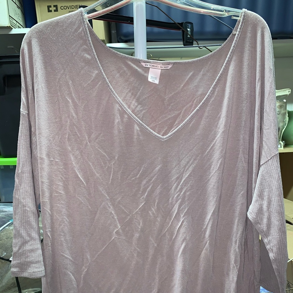 Victoria Secret off the shoulder top